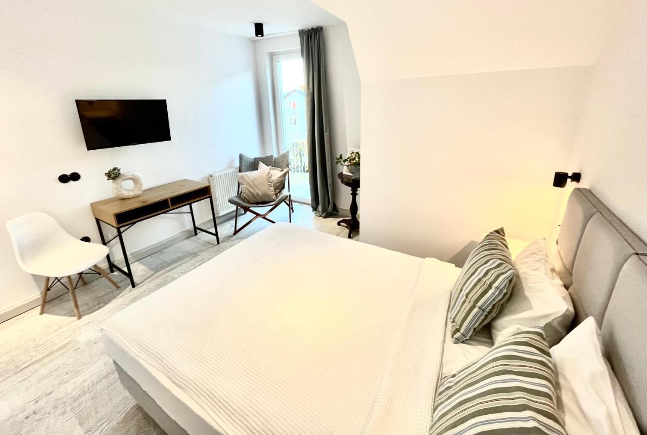 Pod Roza Bed & Breakfast เวบา ภายนอก รูปภาพ