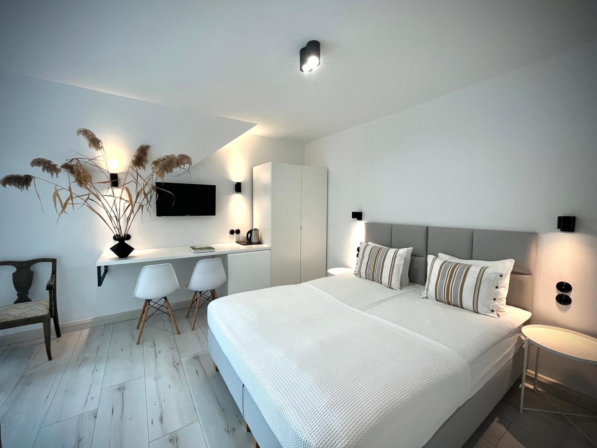 Pod Roza Bed & Breakfast เวบา ภายนอก รูปภาพ