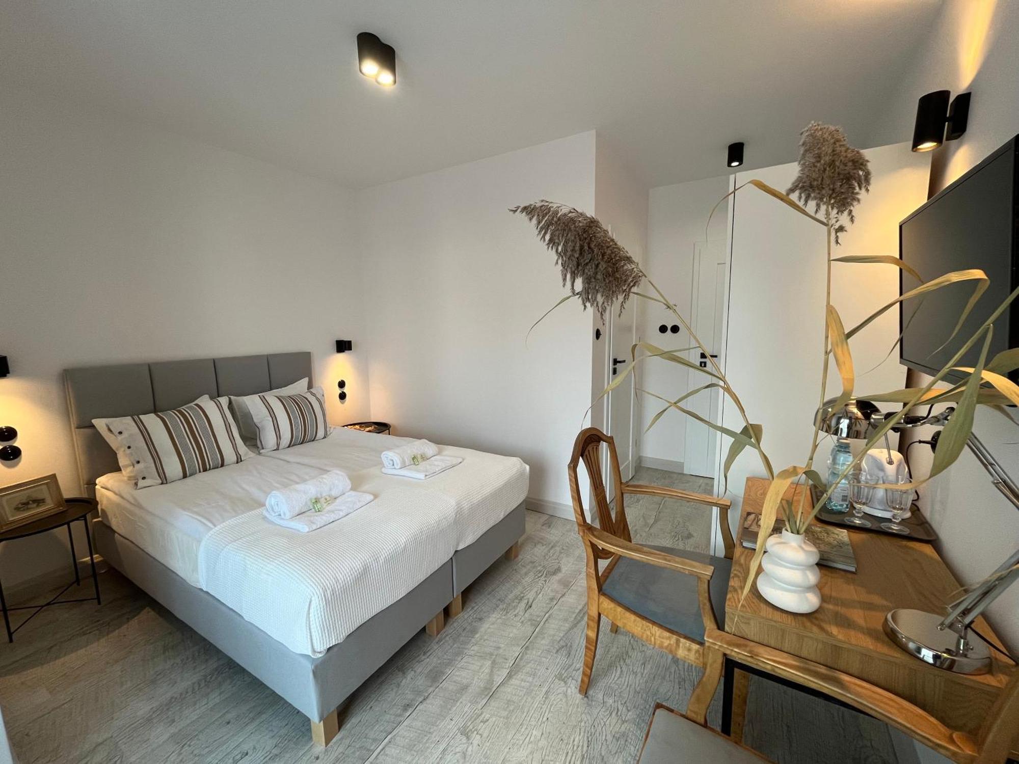 Pod Roza Bed & Breakfast เวบา ภายนอก รูปภาพ